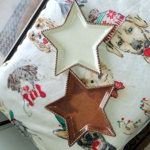 NWT. Laredo Home Studio Star shaped decorate ceramic dishes. - bundle of 3.